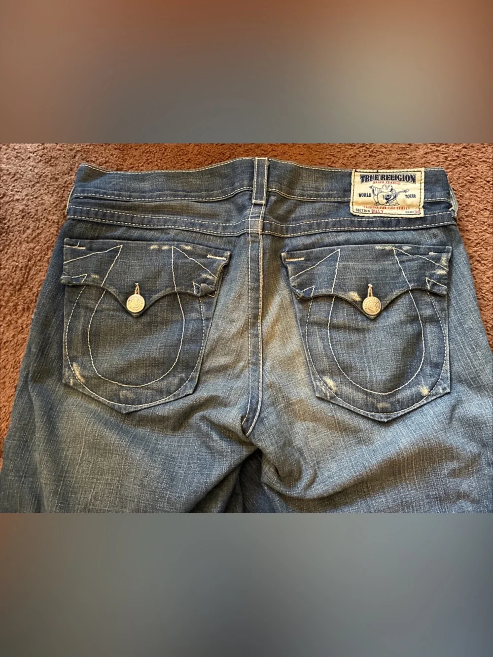 True Religion Medium Wash Denim Jeans Billy 36 distressed vtg